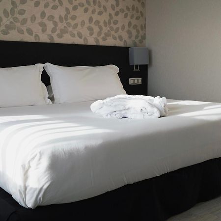 Hotel Plaza Las Matas Las Rozas de Madrid Dış mekan fotoğraf