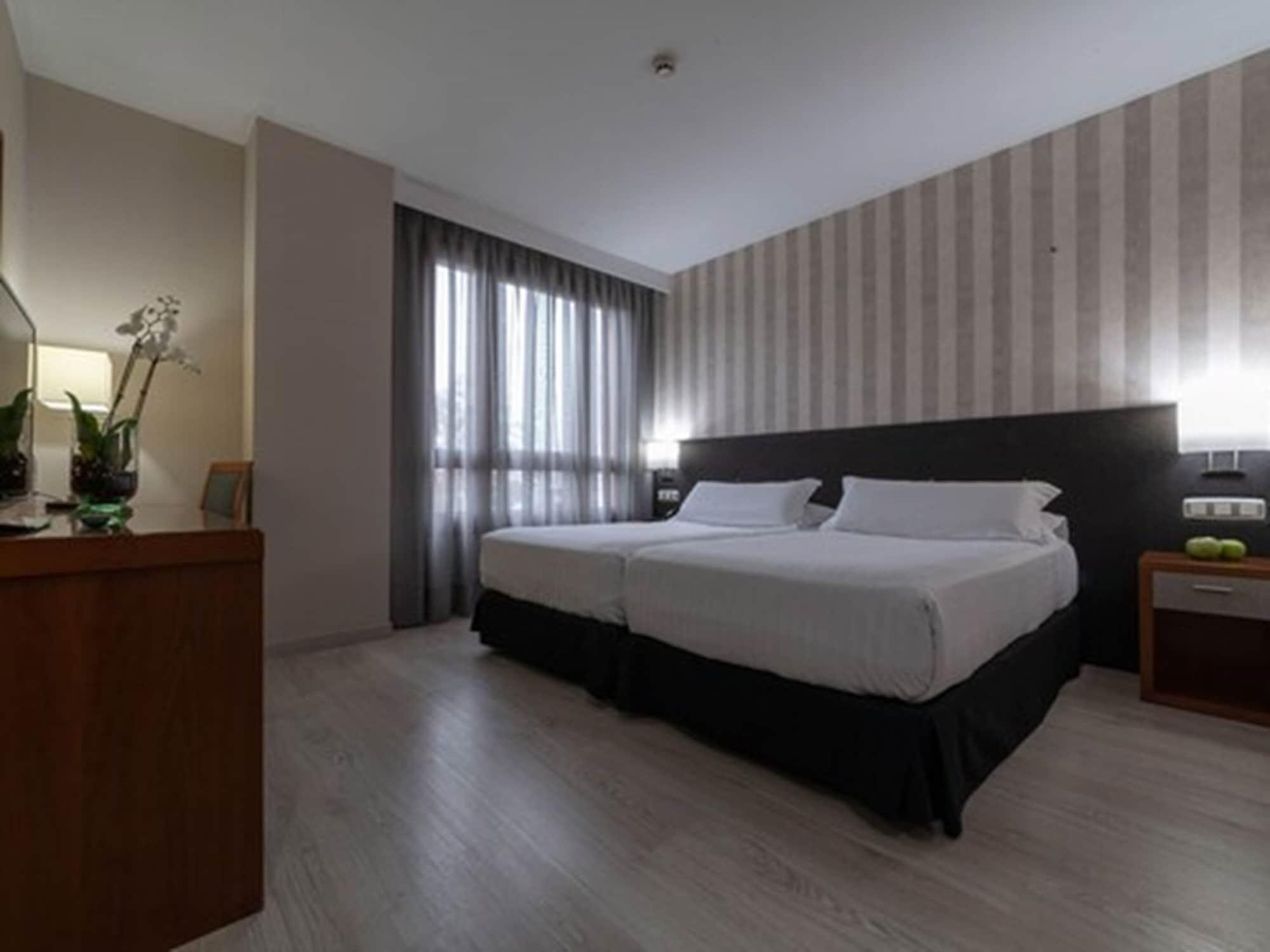 Hotel Plaza Las Matas Las Rozas de Madrid Dış mekan fotoğraf