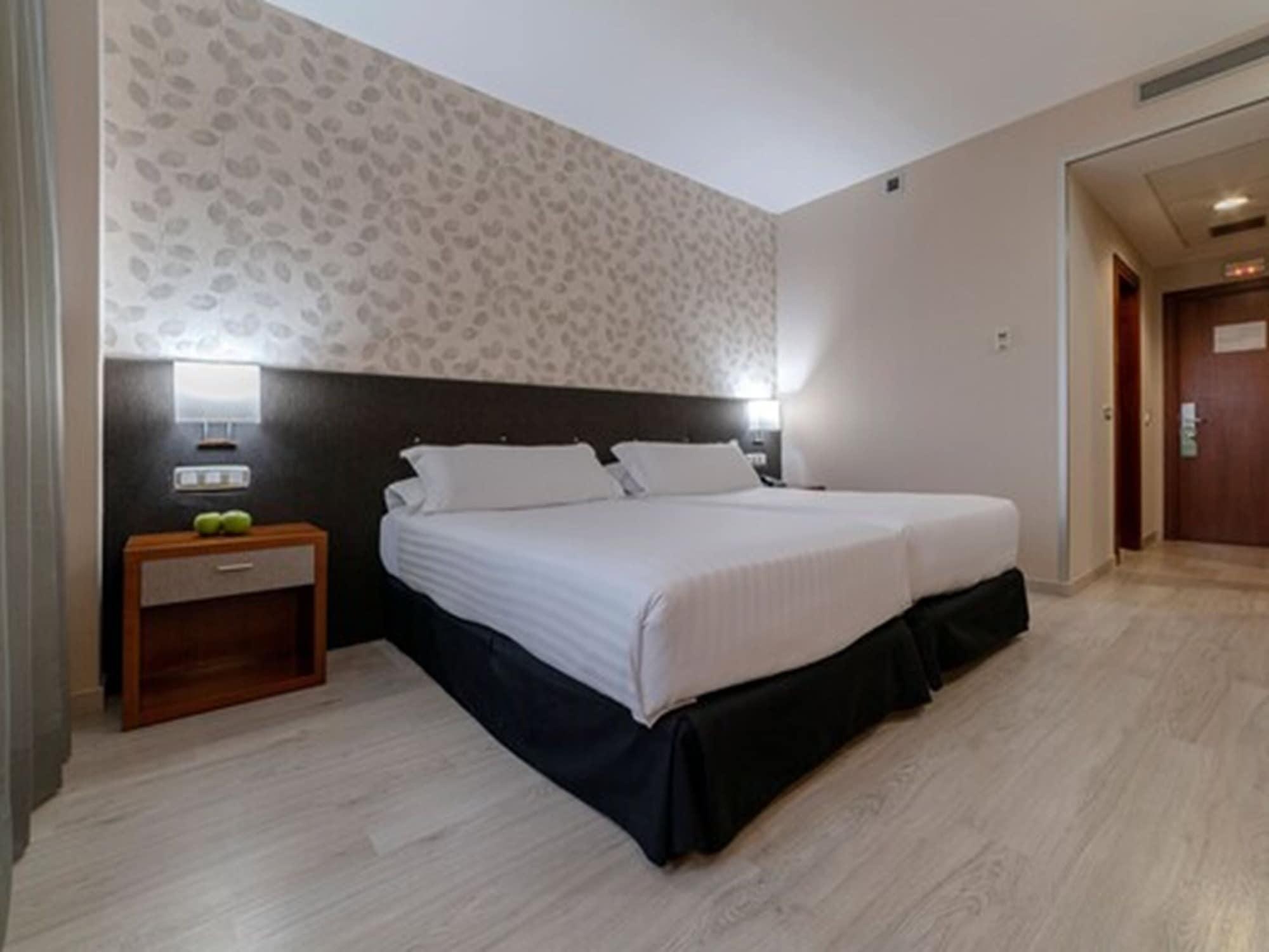 Hotel Plaza Las Matas Las Rozas de Madrid Dış mekan fotoğraf
