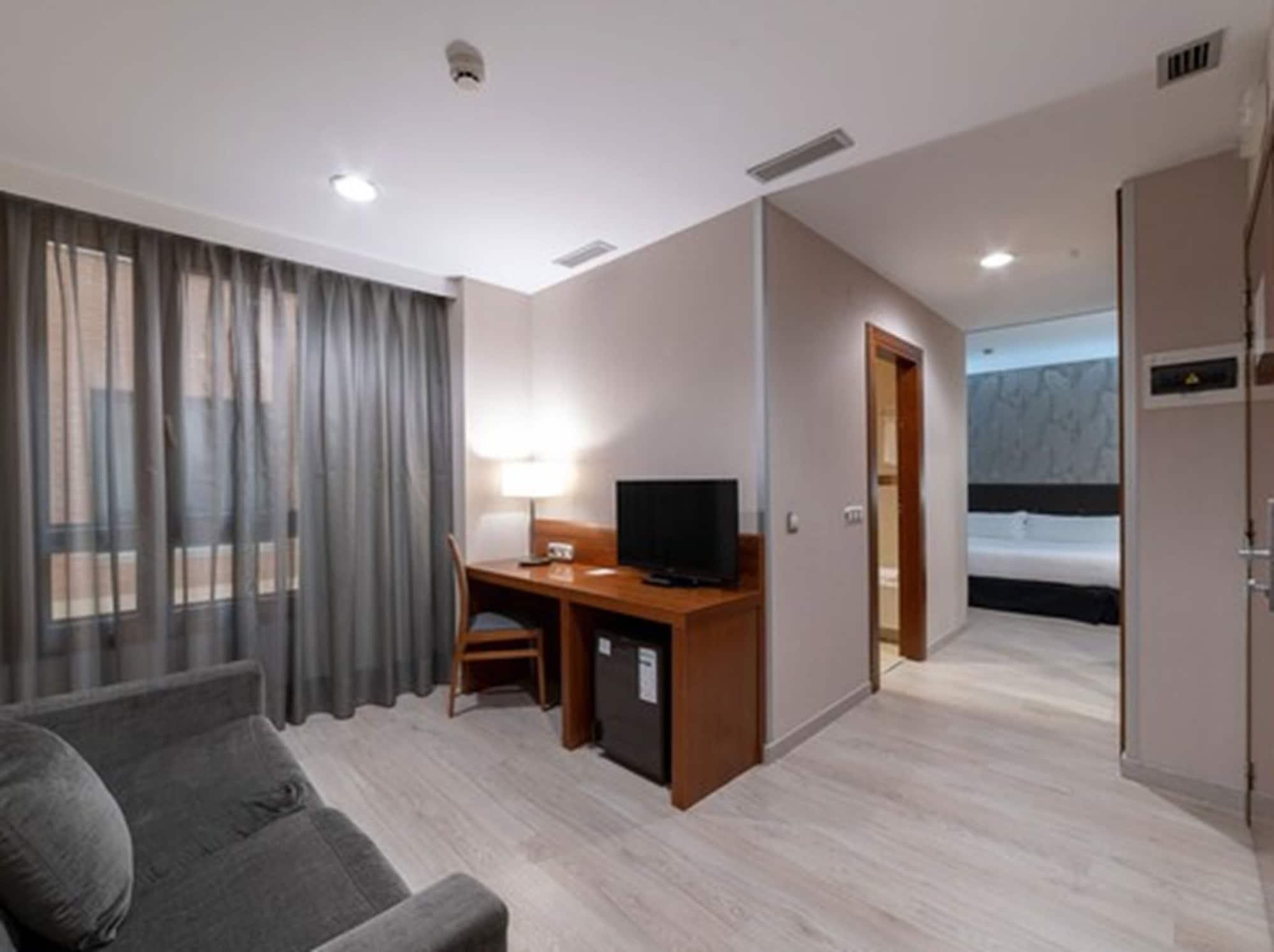 Hotel Plaza Las Matas Las Rozas de Madrid Dış mekan fotoğraf