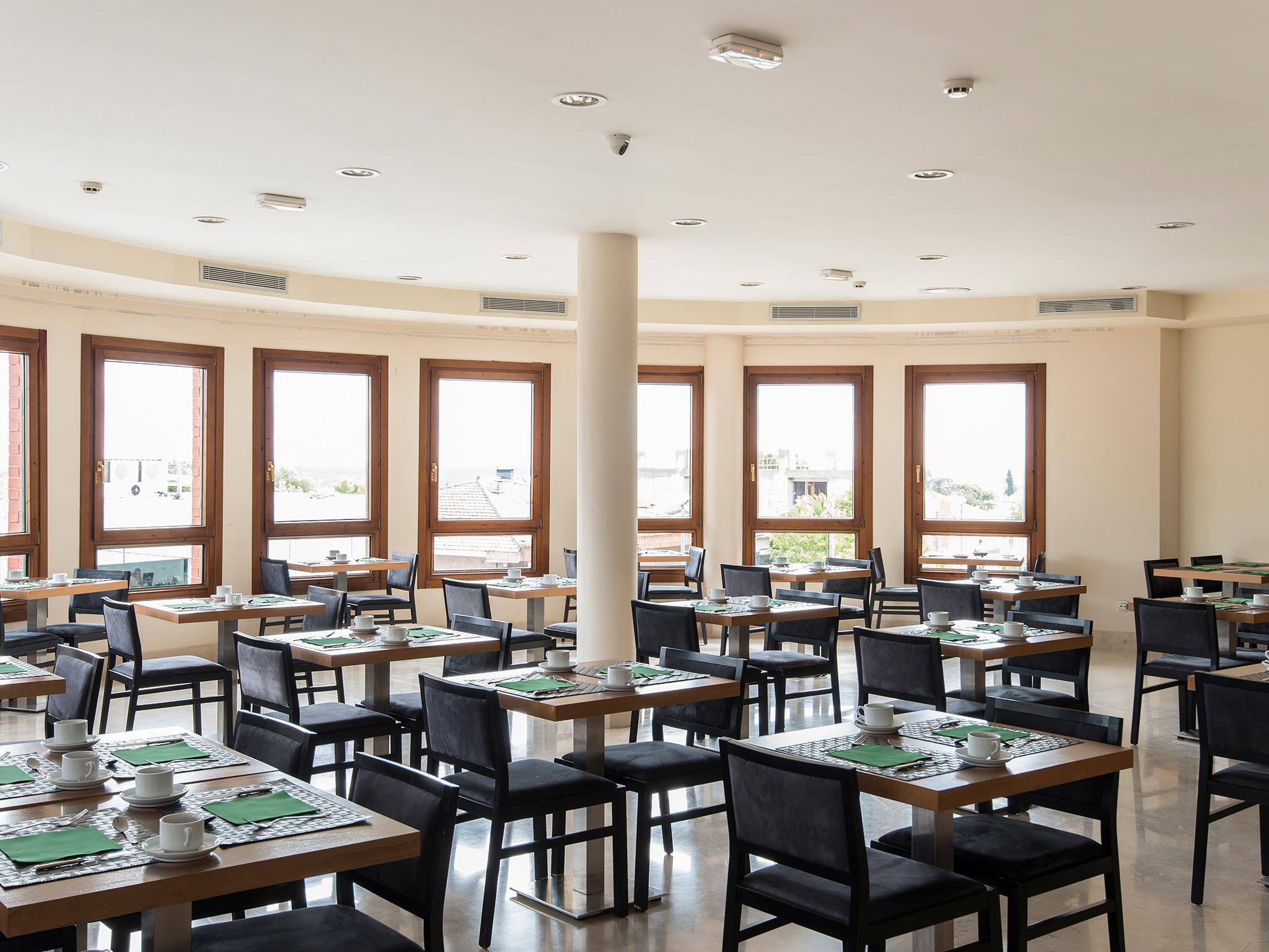 Hotel Plaza Las Matas Las Rozas de Madrid Dış mekan fotoğraf