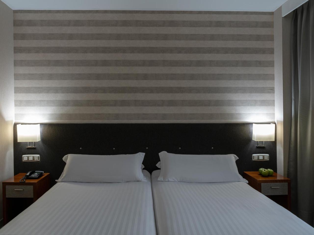 Hotel Plaza Las Matas Las Rozas de Madrid Dış mekan fotoğraf