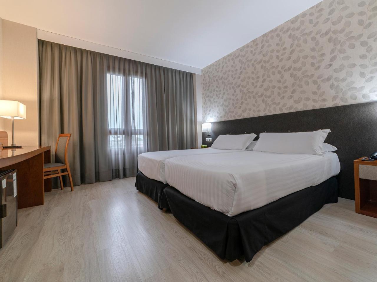 Hotel Plaza Las Matas Las Rozas de Madrid Dış mekan fotoğraf
