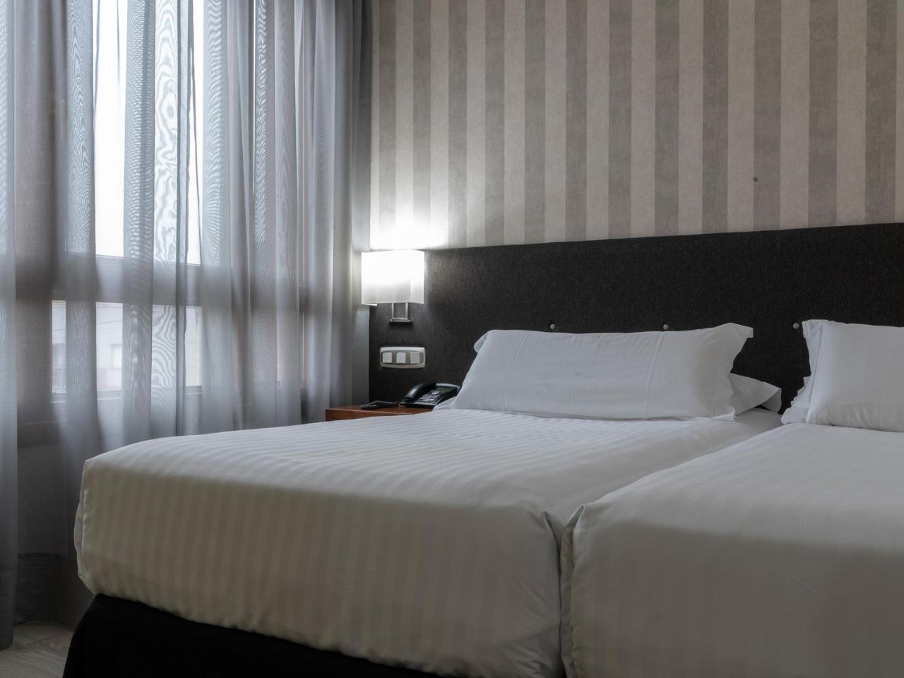 Hotel Plaza Las Matas Las Rozas de Madrid Dış mekan fotoğraf